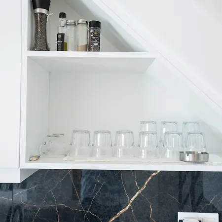 Emmari Luxury 아파트 Episkopos