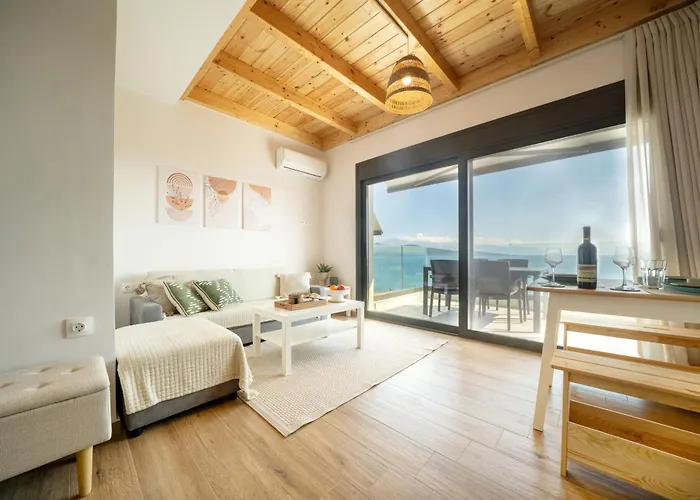 Emmari Luxury * Episkopos