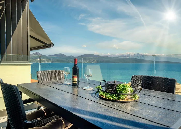 Emmari Luxury Episkopos