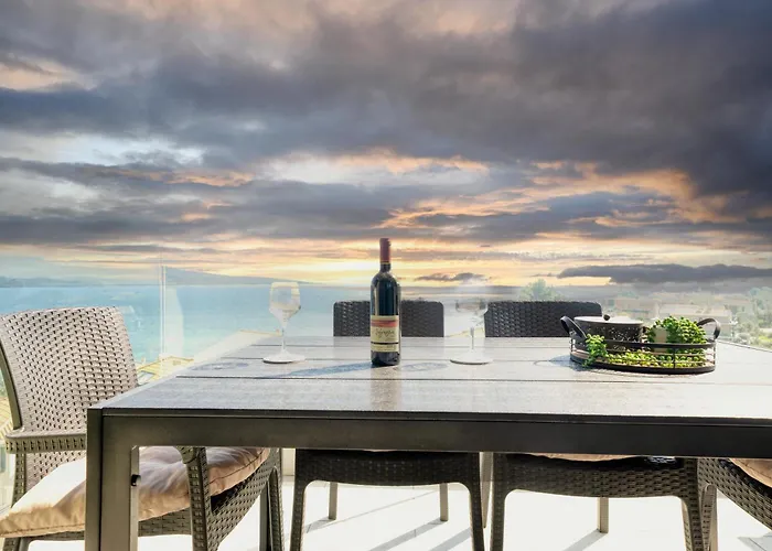 아파트 Emmari Luxury *